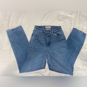 Abercrombie and Fitch , size 24/00 curve love , light wash jean